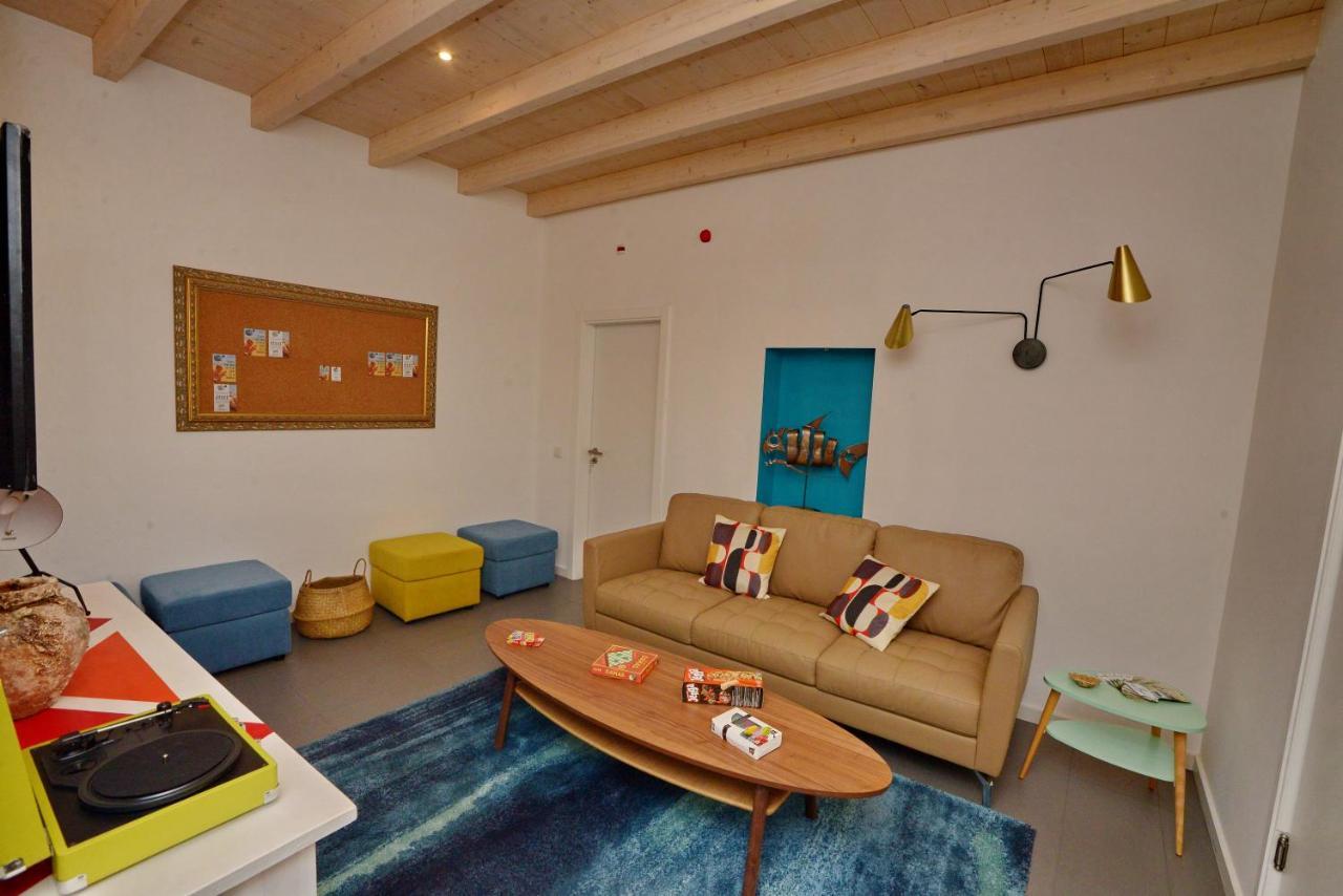 Son Of A Hostel *